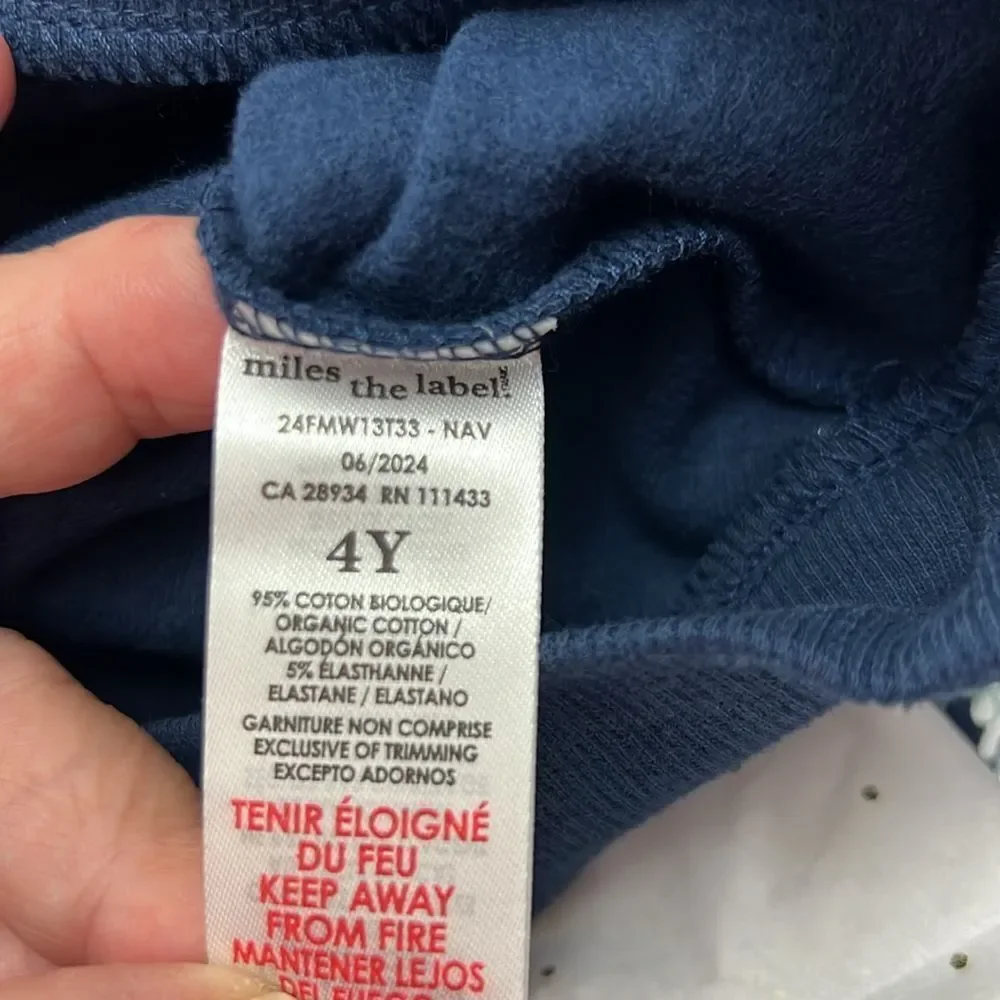 Miles the Label Navy and white Tree Holiday print Winter Sweatshirt size 4 NWT